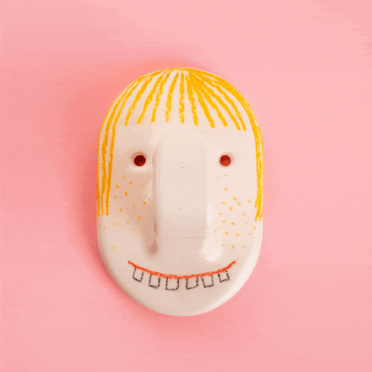 Portrait-manteau personnalisé en faïence – Fabriqué à la main en Bretagne