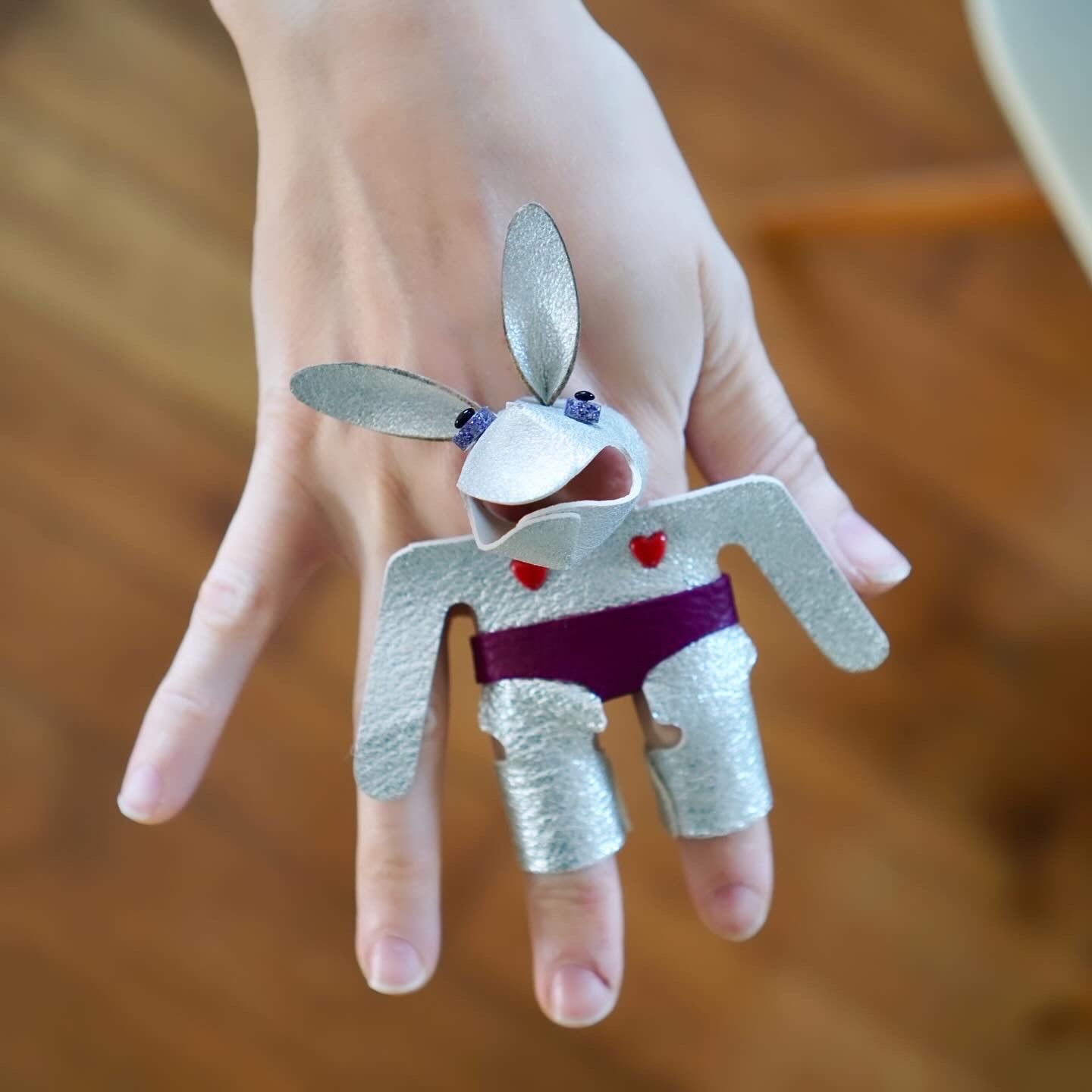 Marionettes à deux doigts