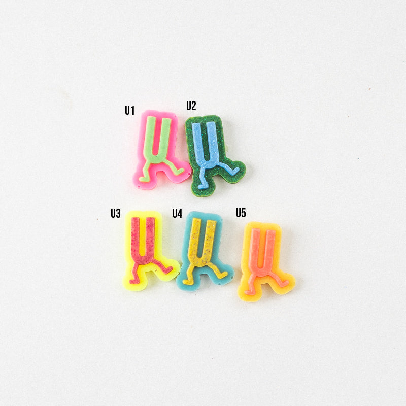 Pin's IJKLMNOPQR