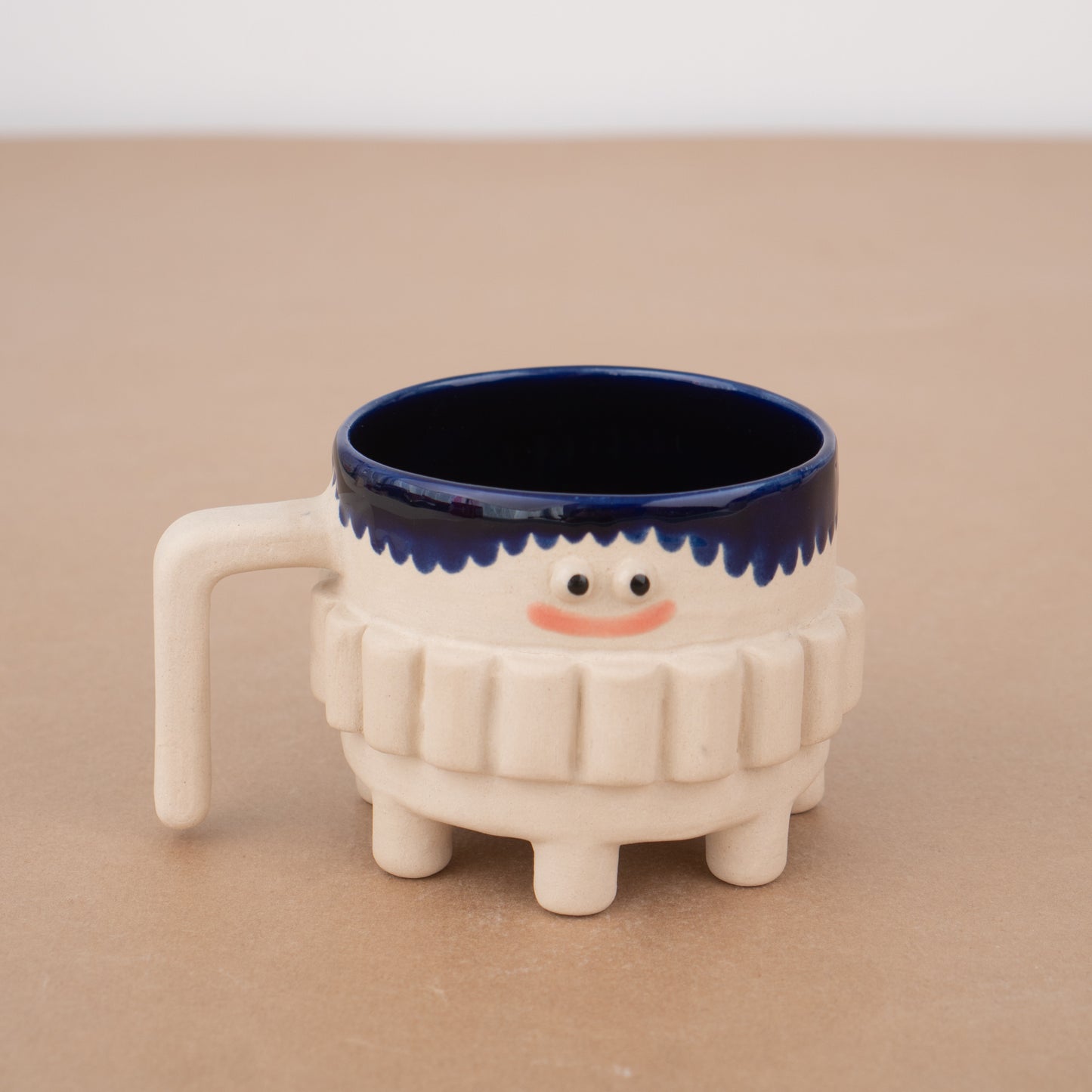 Les tasses yeux